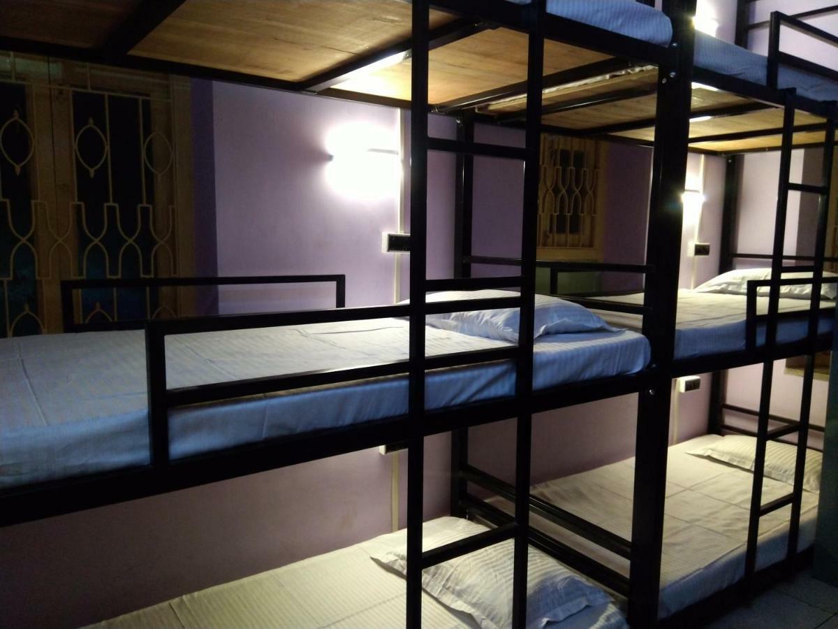 Bubble Beds Hostel Kolkata Exterior photo